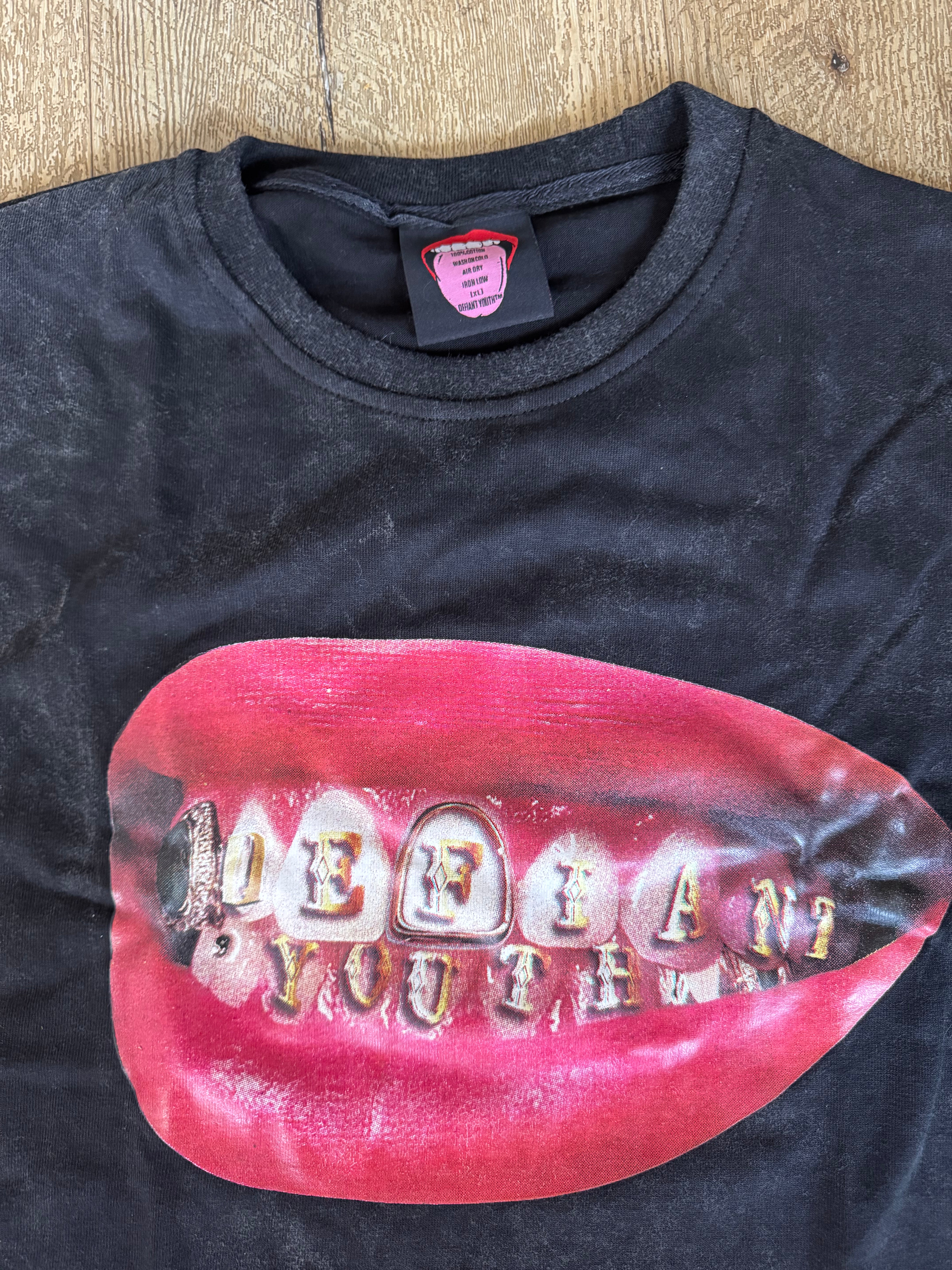 black grill tee